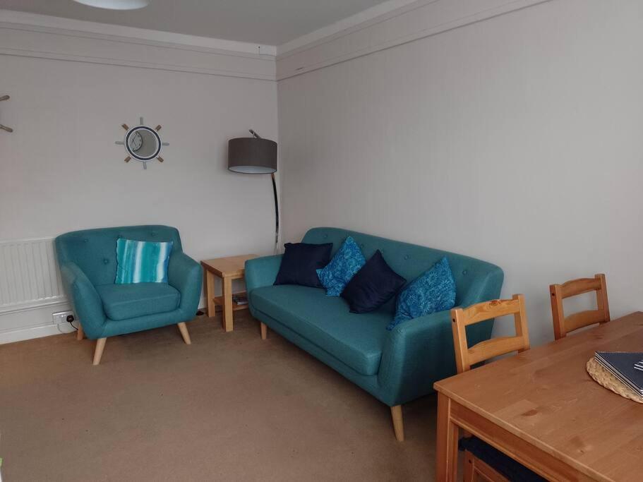 Apartment Seaside With Pool In Paignton, Torbay *