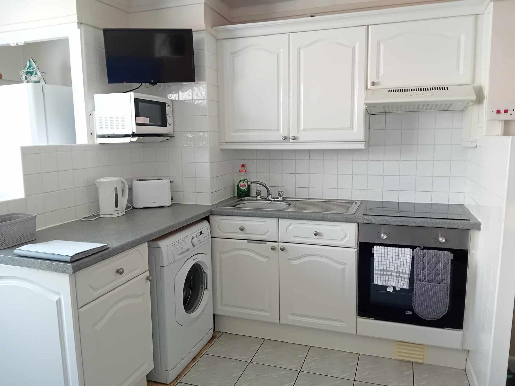 Seaside With Pool In Paignton, Torbay Apartment Paignton